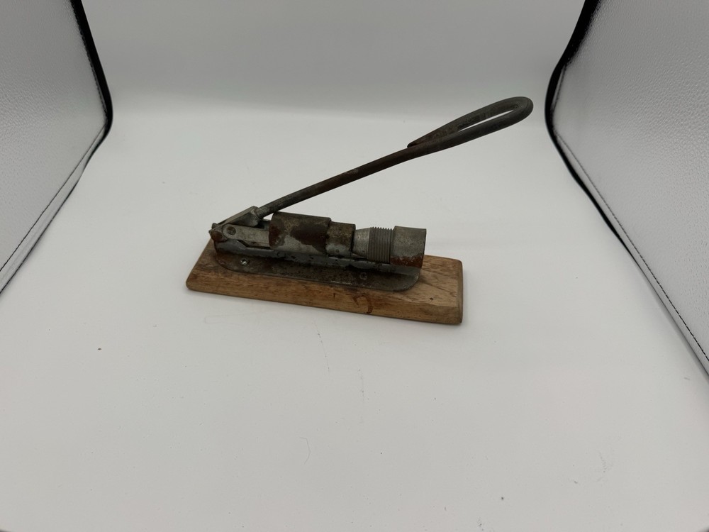 Vtg Rocket Nutcracker Tool