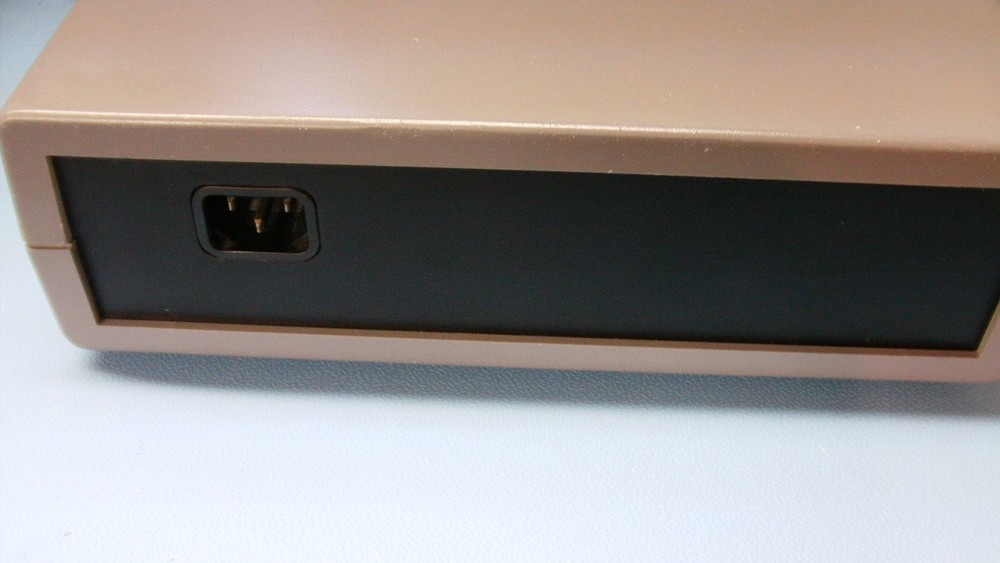 Function Generator with Sweep - model 2001, tested and fully functional