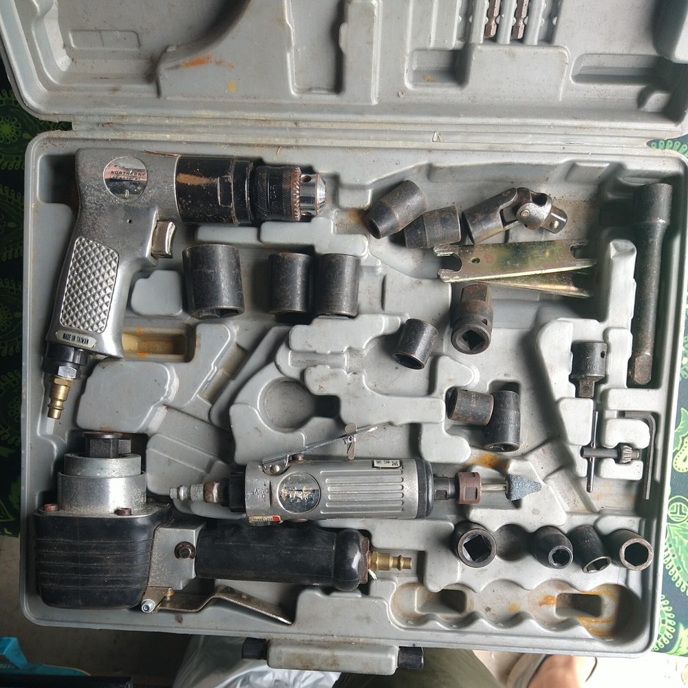 Northern Industrial Air Tools Pneumatic Tool Set