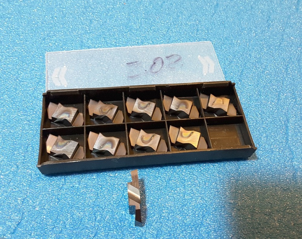 HORIZON  HTN AF082102 01 323F    CARBIDE INSERTS , 10 PCS