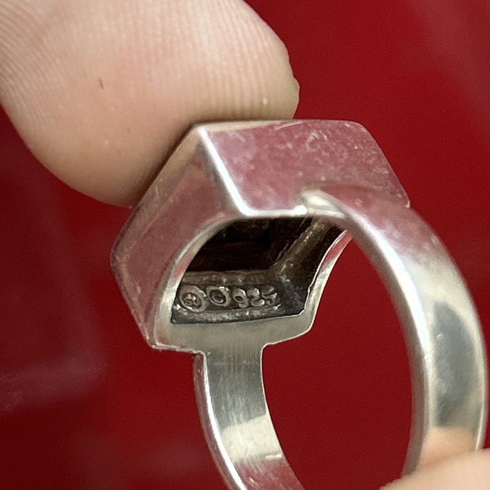 Vintage .925 Solid Sterling Silver Gemstone Ring