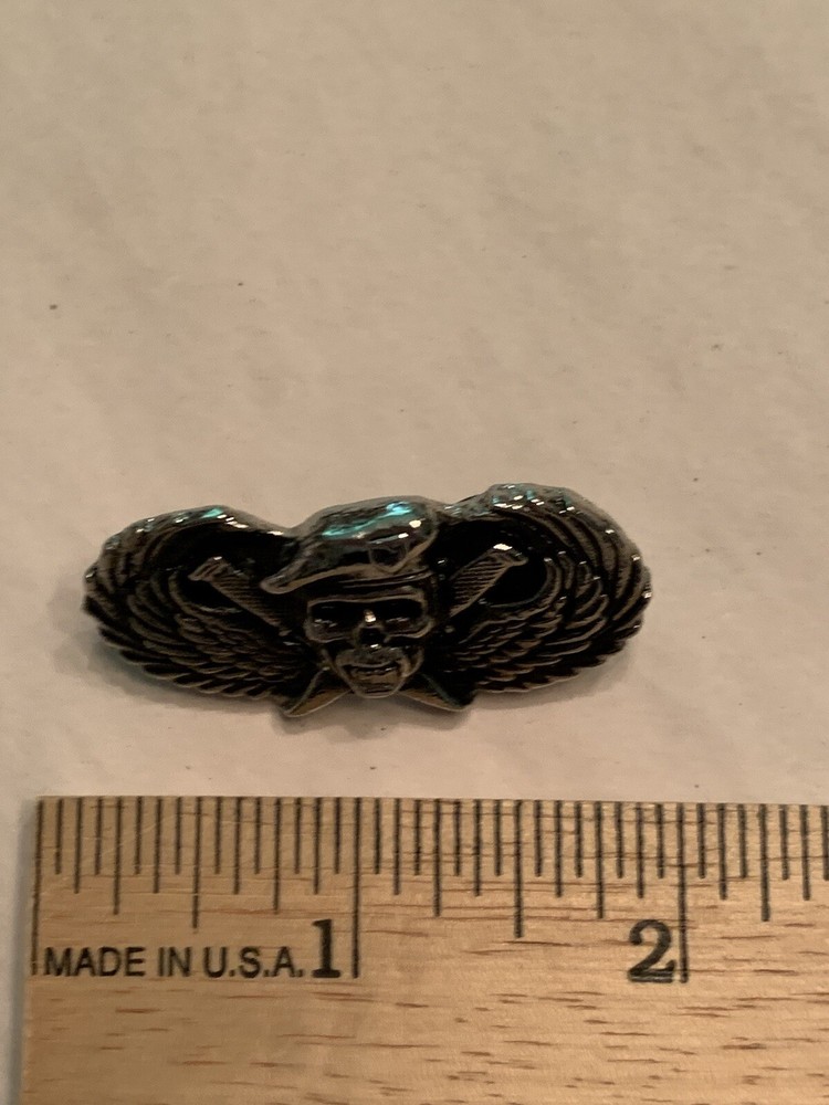 Special Forces type, Larger Pin
