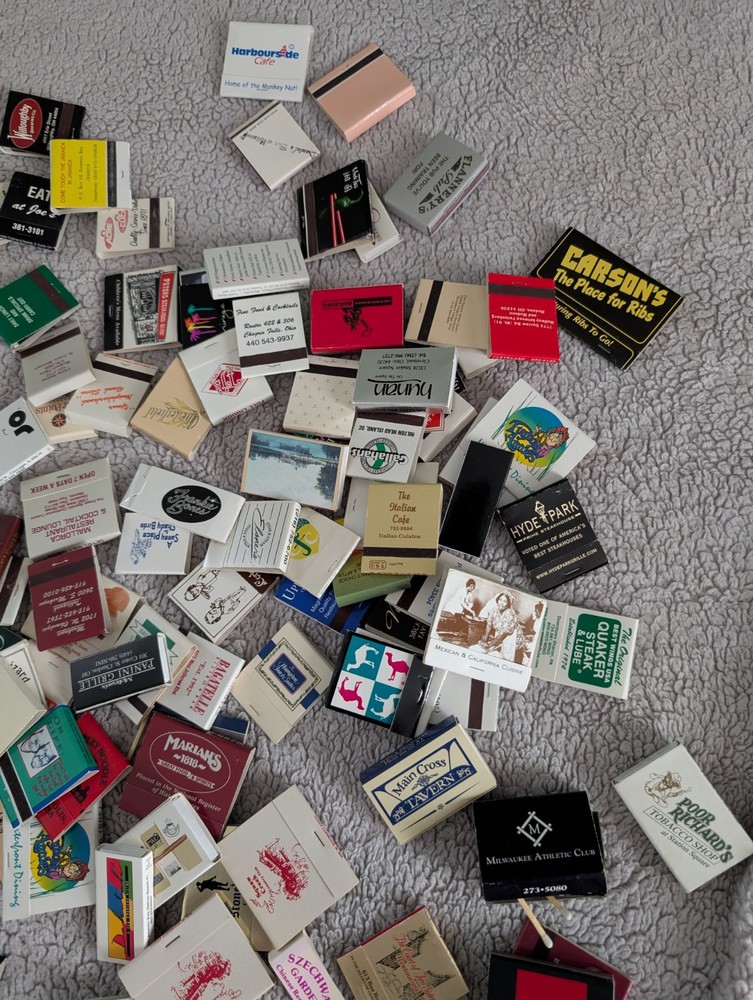 Matchbook Collection 300-400 pieces