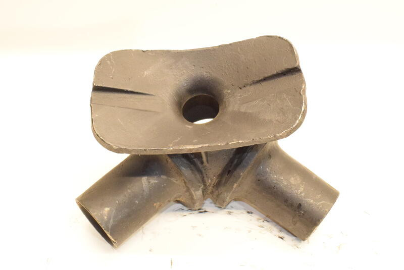 Eaton Torque Rod Bracket 302172 (338-10261)