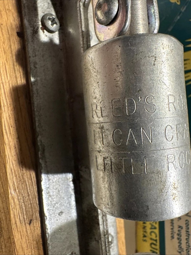 Vintage Reed Rocket Nut Cracker R-300