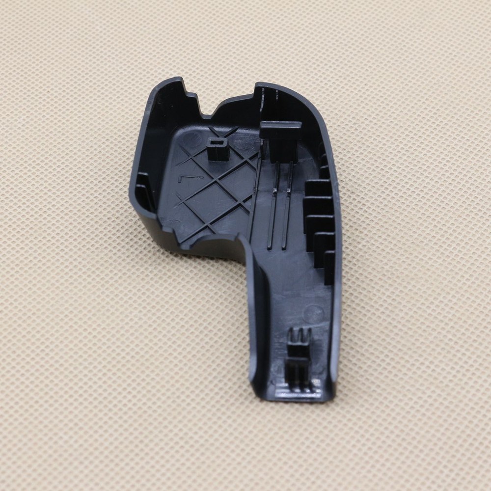 1Pcs Front Windshield Wiper Arm Cover Cap Clip Retainer For BMW E90 E91 E92 E93