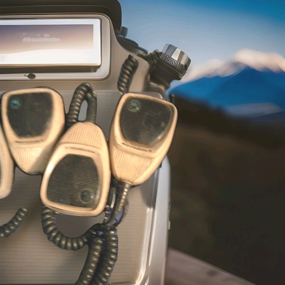 Lot 5 Motorola Unknown Microphones untested