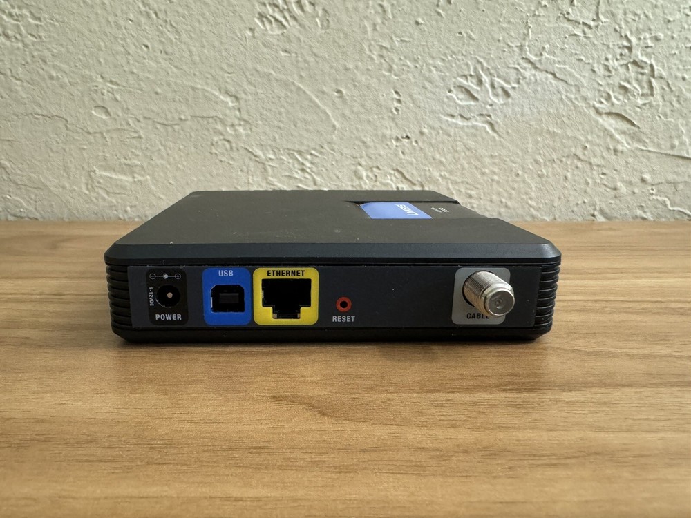 Cisco Linksys CM100 Cable Modem w/ Adapter