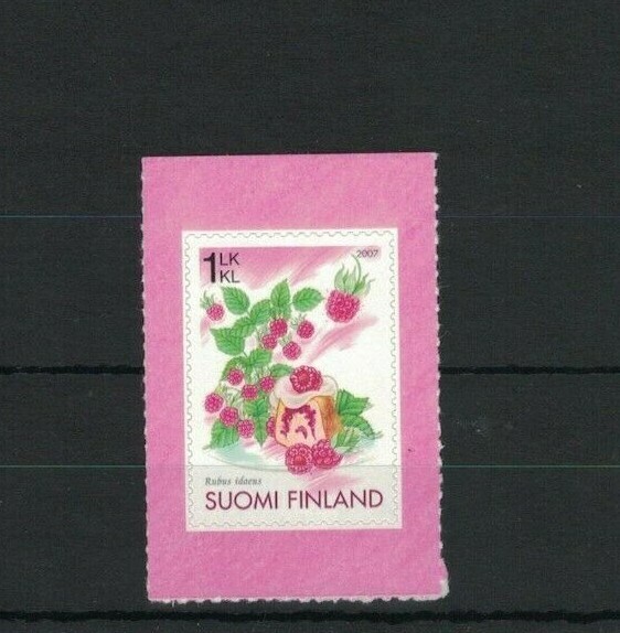 MROW49) Finland 2007 Raspberry - Self-Adhesive Stamp MINT
