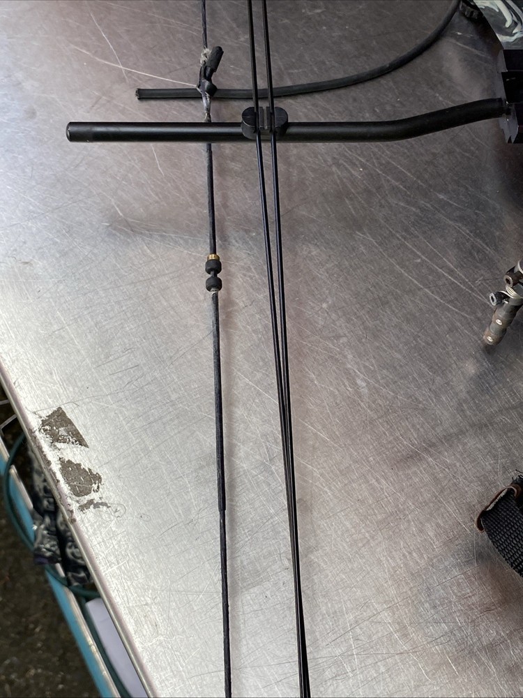 Golden Eagle Carbon Hawk System Compound Bow 38” RH