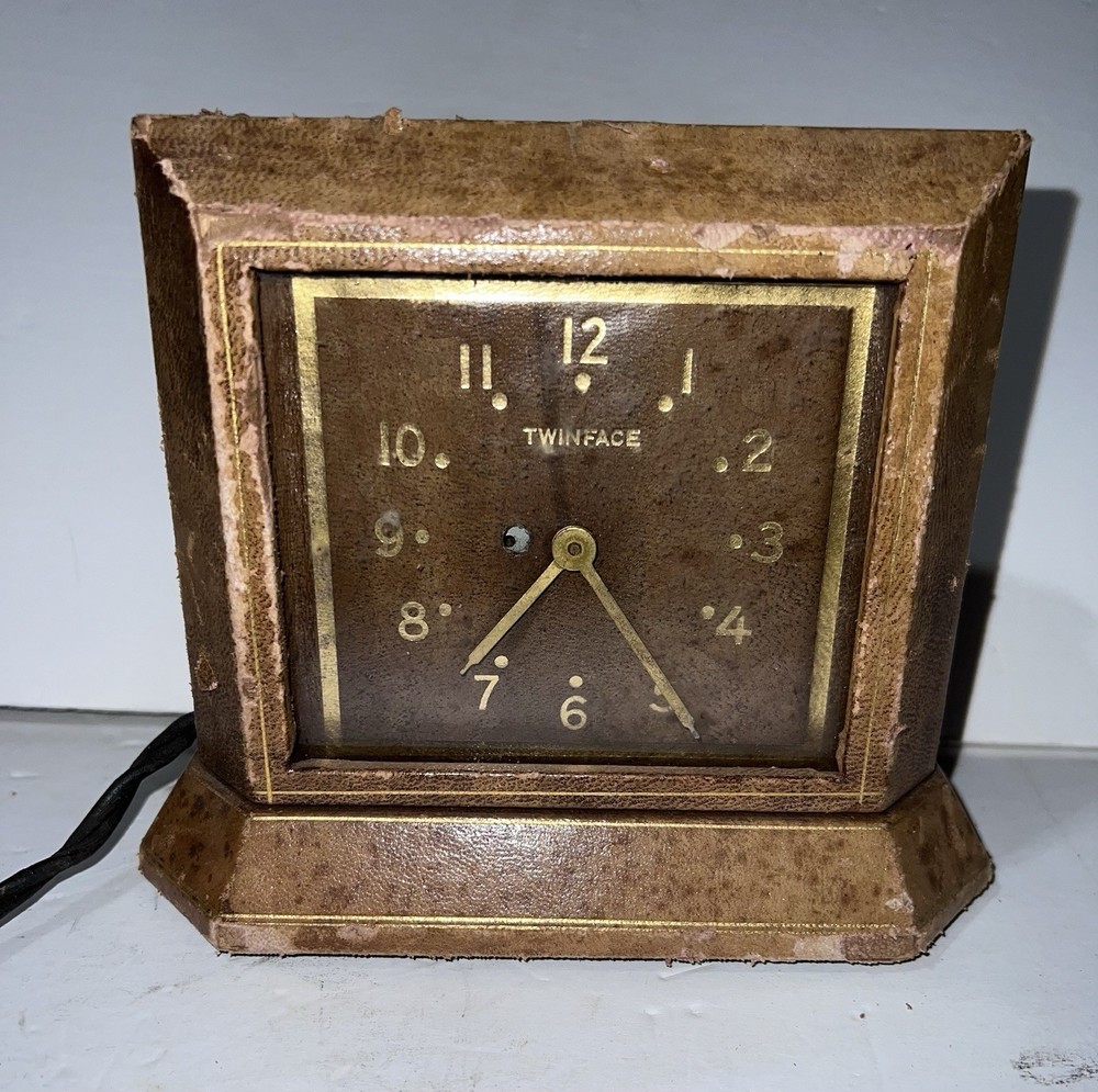 Twinface Leather Desk Clock