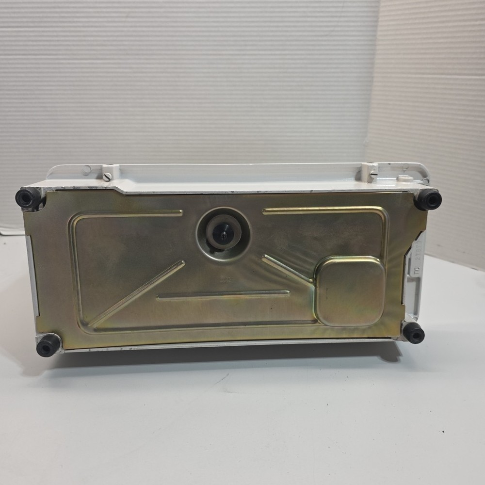 Singer Sewing Machine Magic Bobbin Deluxe Zigzag Case Greist Buttonholer Attach