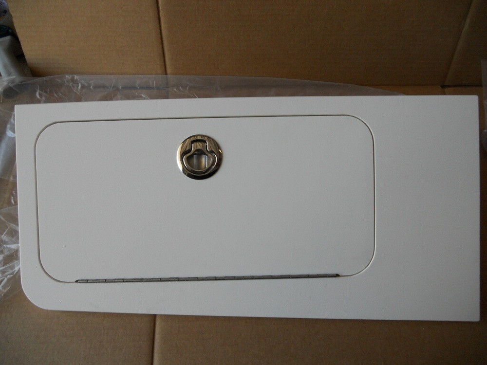 2014 Boston Whaler 35' Outrage Livewell Access Hatch Door Valve Switch Console