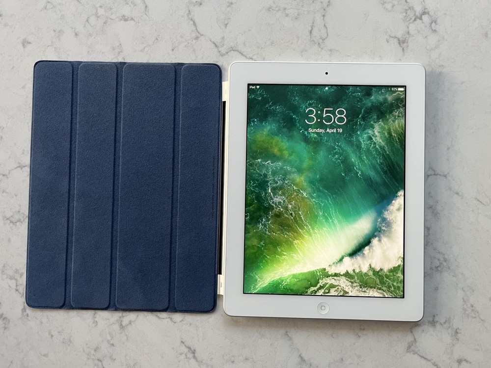 Apple iPad 4th Generation. 32Gb. White WiFi