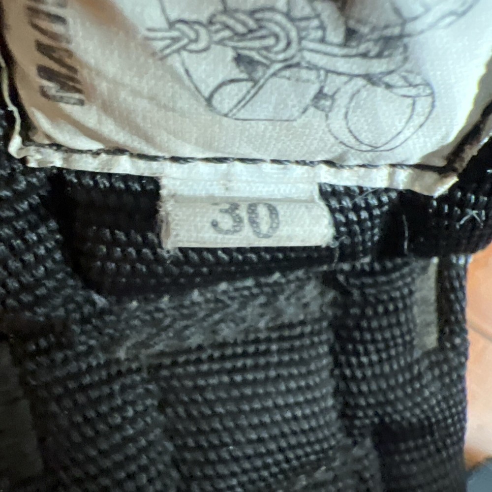 Metolius Rock Climbing Safety Harness Size 30