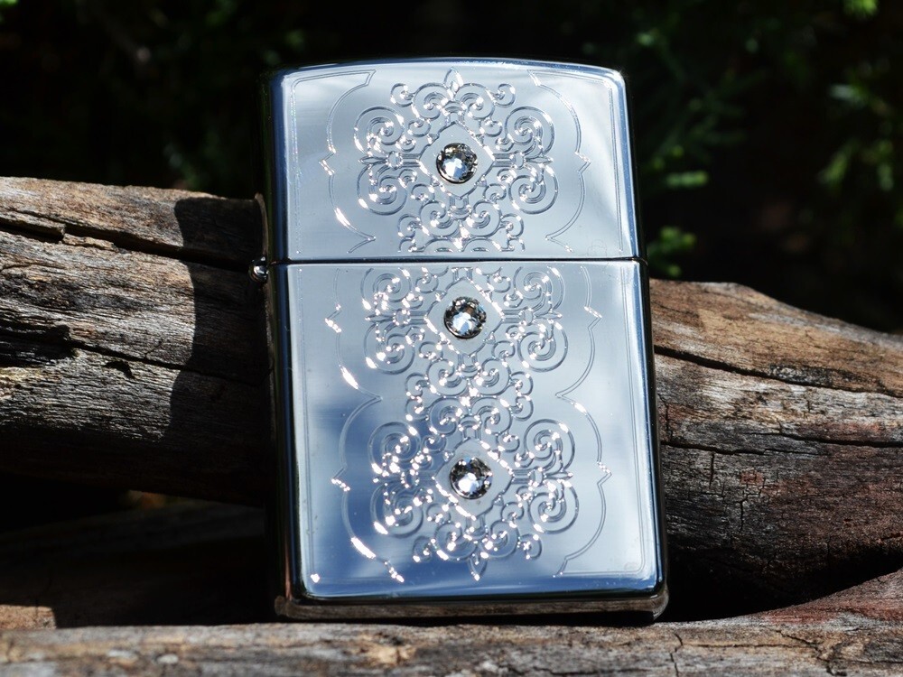 Victorian Pattern Zippo Lighter - Rotary Engraved - Three Swarovski Crystals