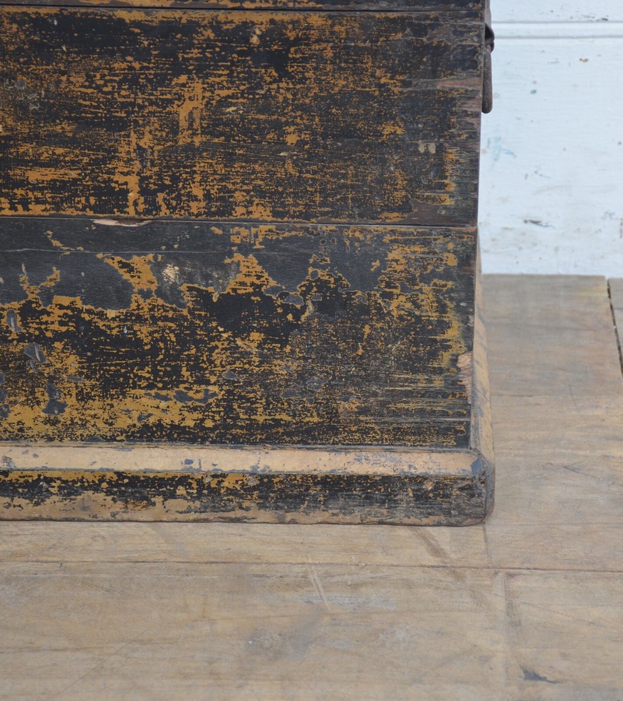 Reclaimed teak storage Trunk with multicolor distressed finish