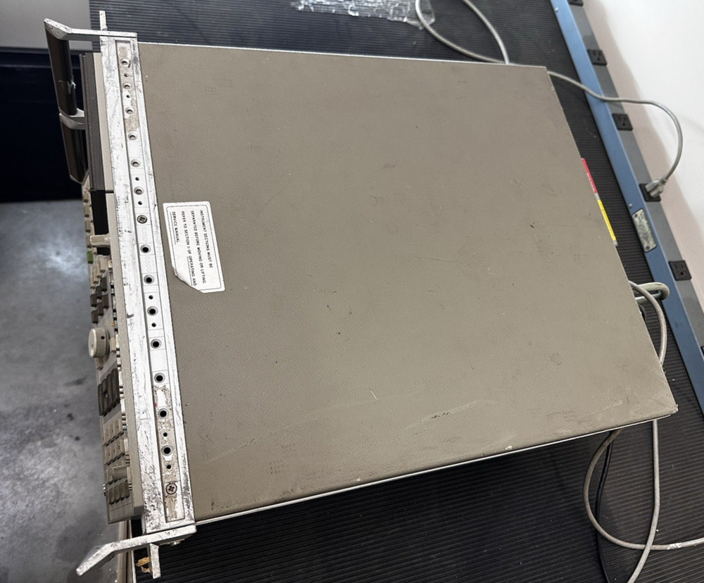 HP 8568B Spectrum Analyzer / 85662A Display Unit & Interconnect cables Read