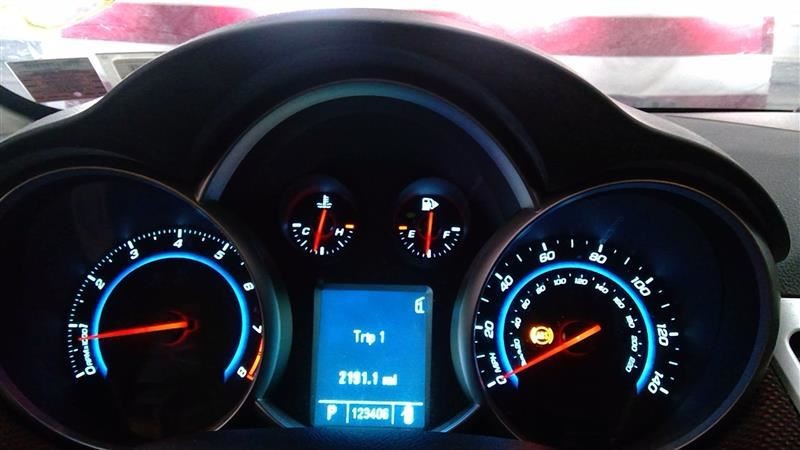 CRUZE 2011 Headrest 304345