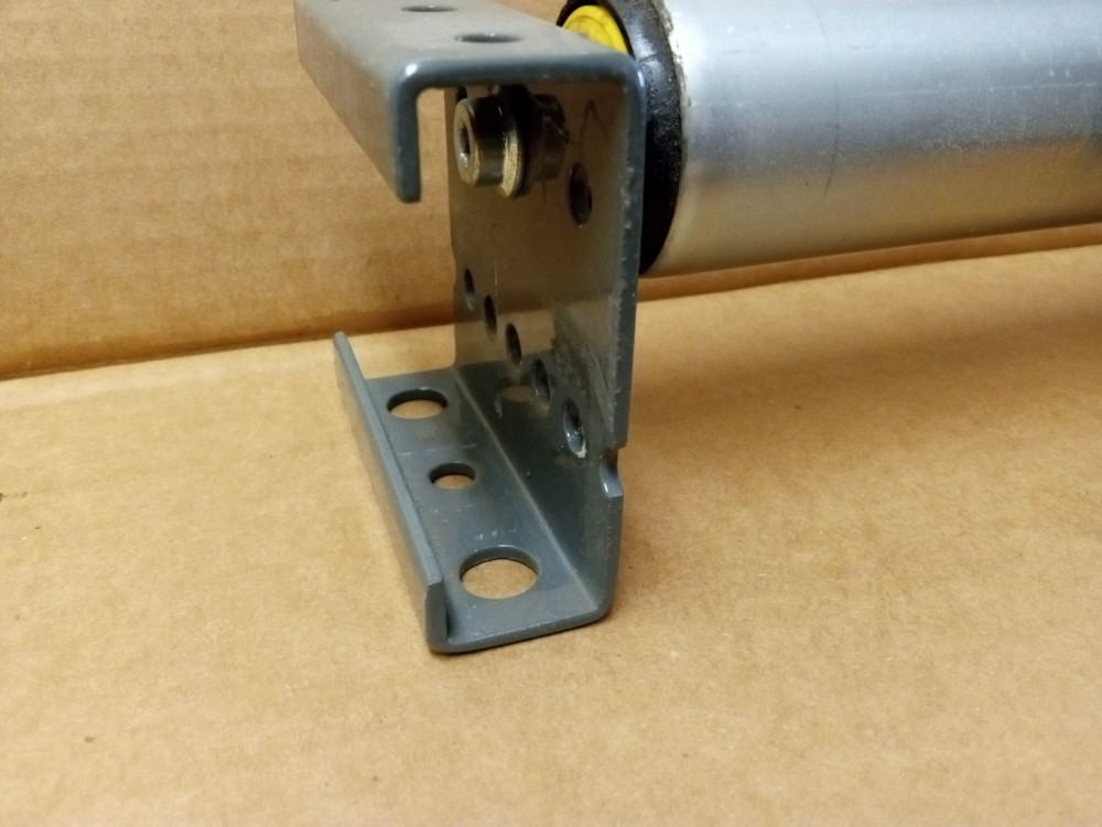 18" x 4" Long Knapp Gravity Feed Conveyor (Roller Table) Roller Assembly