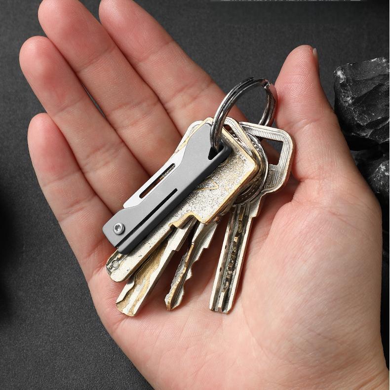 EDC Mini Folding Knife Titanium Alloy Handle Portable Keychain Pocket Knife