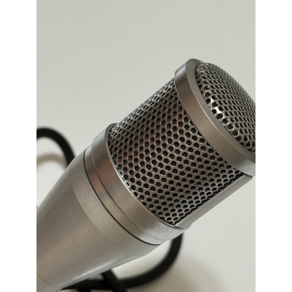 Vintage AKAI ADM-40 Dynamic Microphone