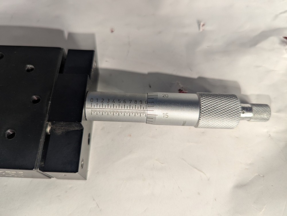 GENUINE DEL-TRON 751 BALL SLIDE LINEAR MOTION POSITIONING STAGE W/ MICROMETER