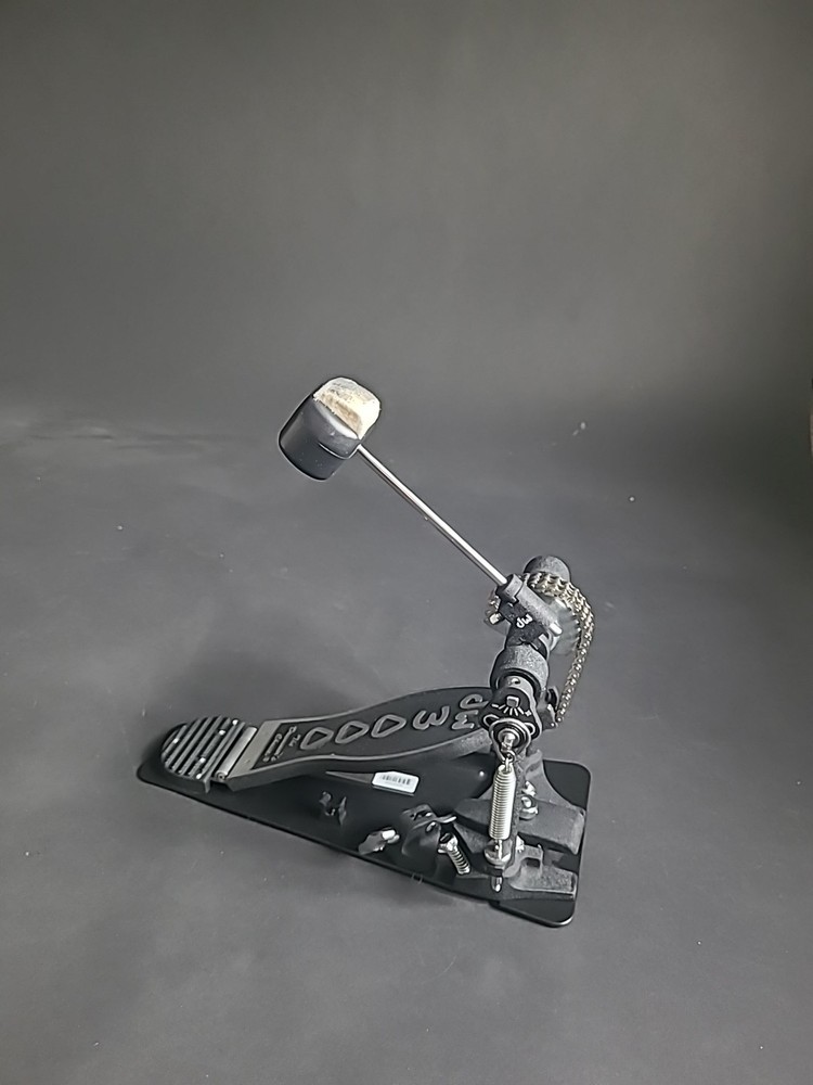 DW 3000 Series Single Bass Kick Drum Pedal