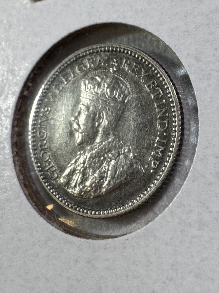 1912 Canada 5 Cents Small Silver Coin