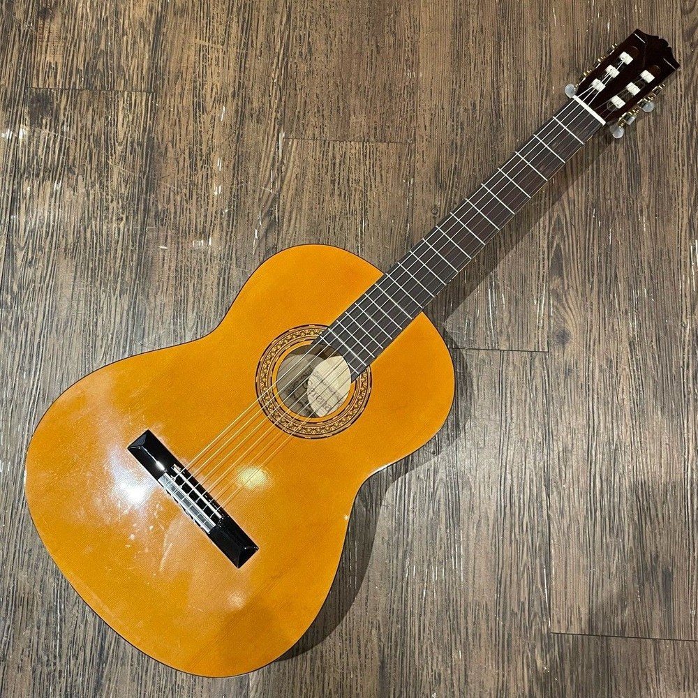 Serena Double-Cut- Classical Guitar WithF,mm Nut,mm Scale