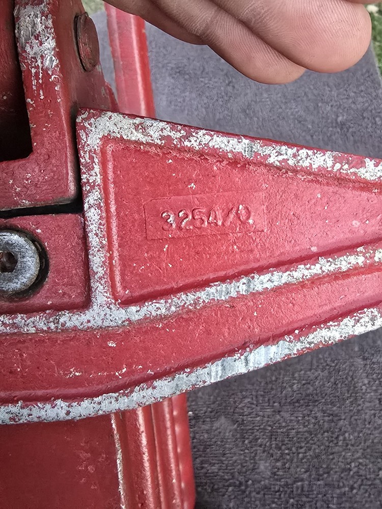 Vtg Akron Fire Hose Compressor Clamp Fireman Fighting Old Squeeze Shut Off Tool