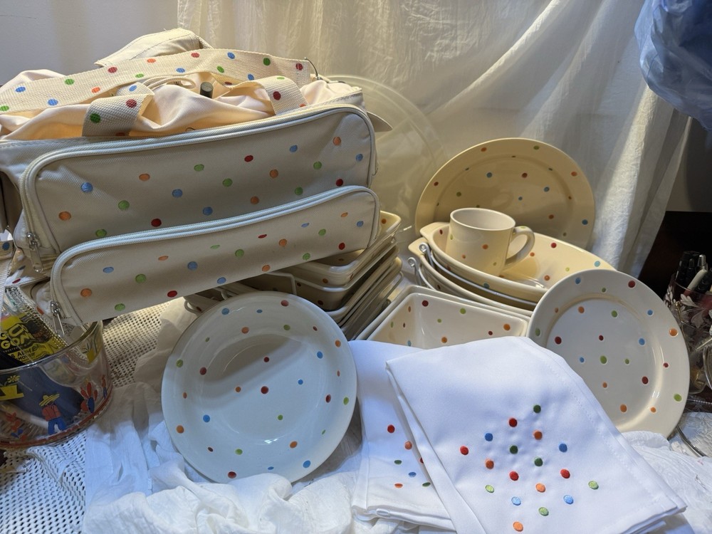 Temp-Tations Polka Dots Multi Items
