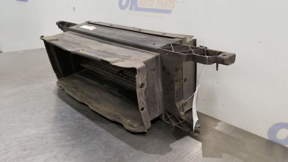 17 FORD F150 LOWER AIR SHUTTER ASSEMBLY
