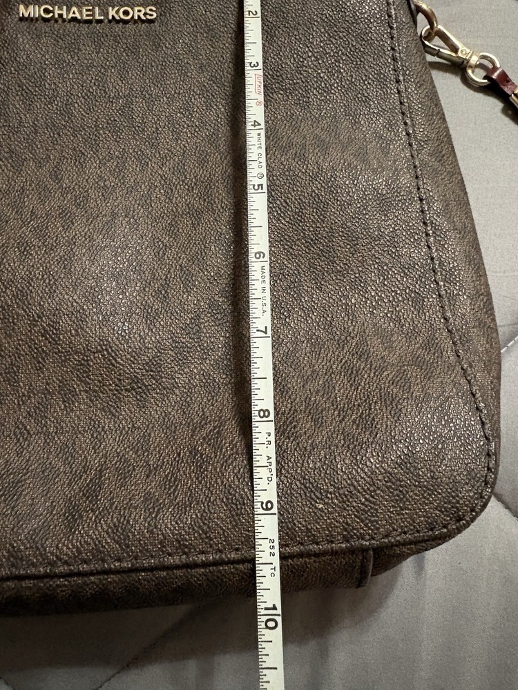 Michael Kors logo crossbody bag