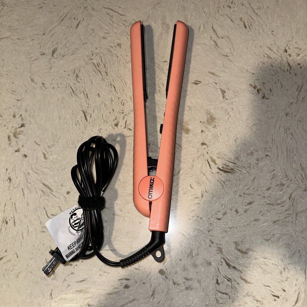 Amika  Ceramic 1" Salon Flat Iron EUC