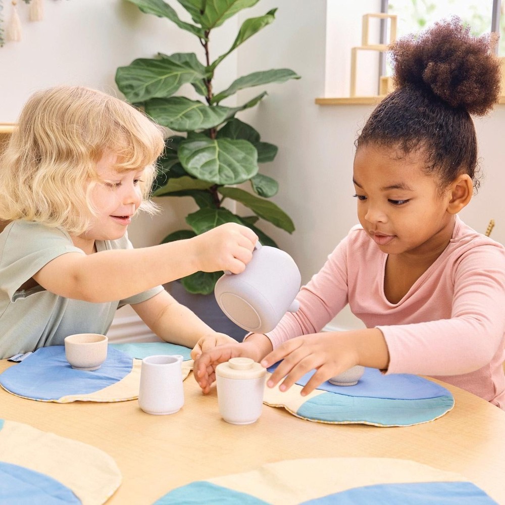 Kaplan Early Learning Teapot and Cups Set