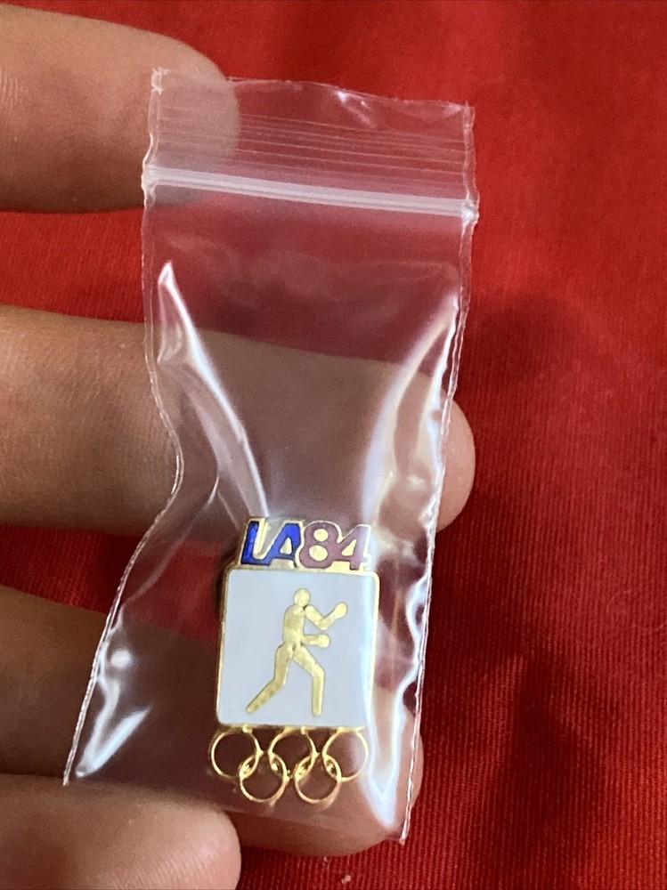 Vintage 1984 LA84 Olympics Boxing Pin