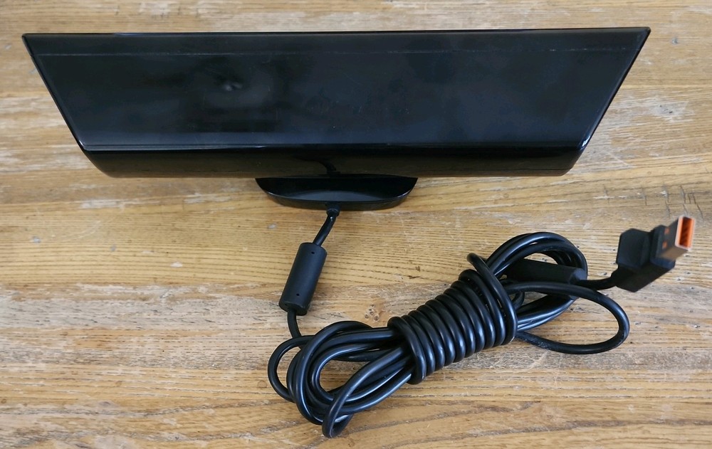 Genuine Microsoft XBOX 360 Kinect Sensor Bar Model 1414 Black