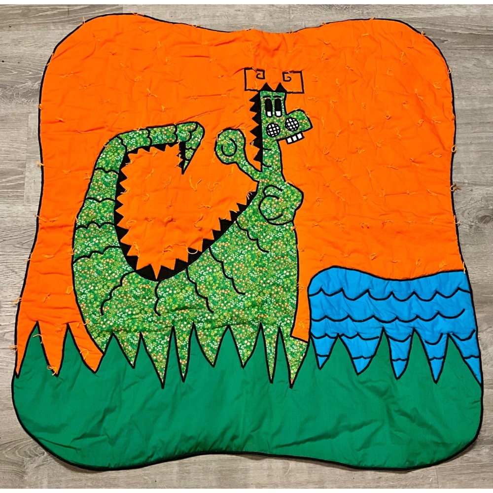 Vintage Handmade Dragon Quilt 40x40