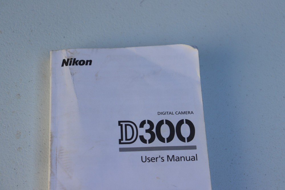 Nikon D300s User's Manual Instruction Guide