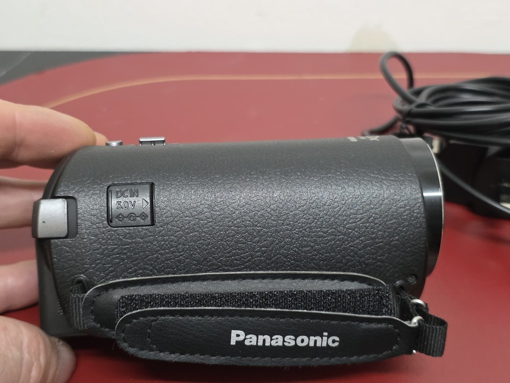 Panasonic HC-W580 Twin Camera Handheld Digital Video