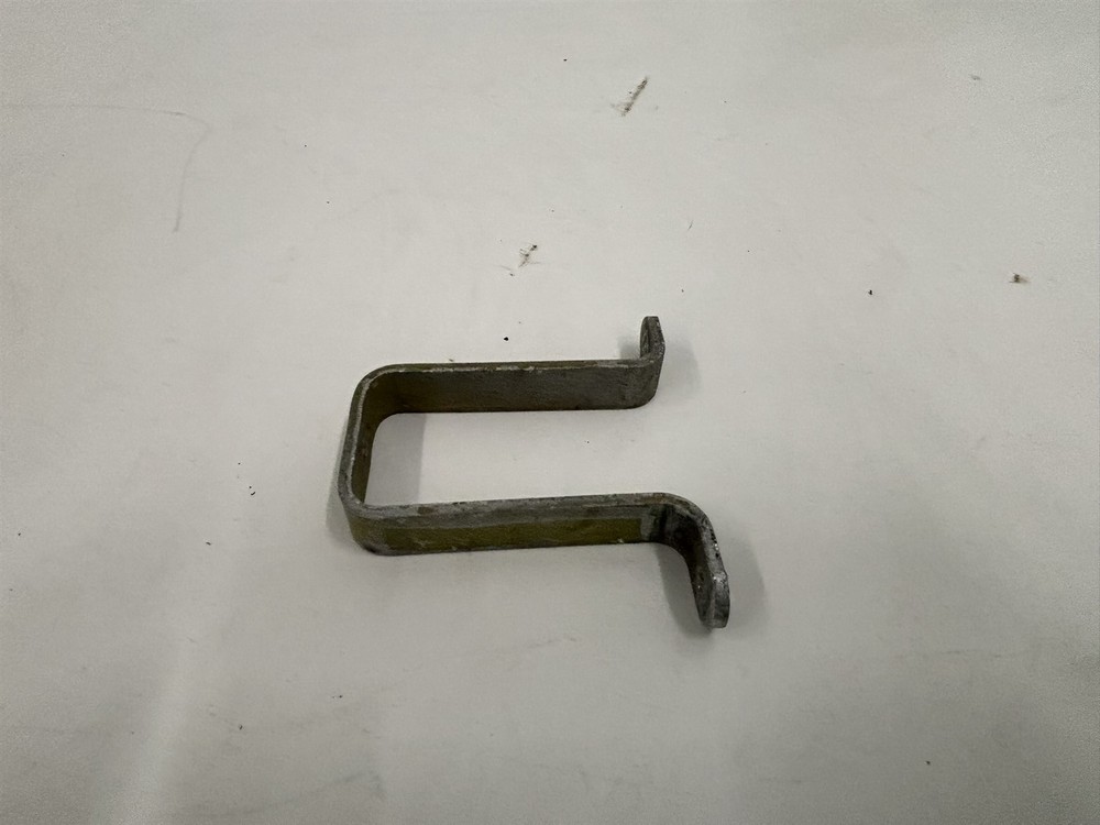 Luscombe Model 8 trim tab actuator mount bracket support
