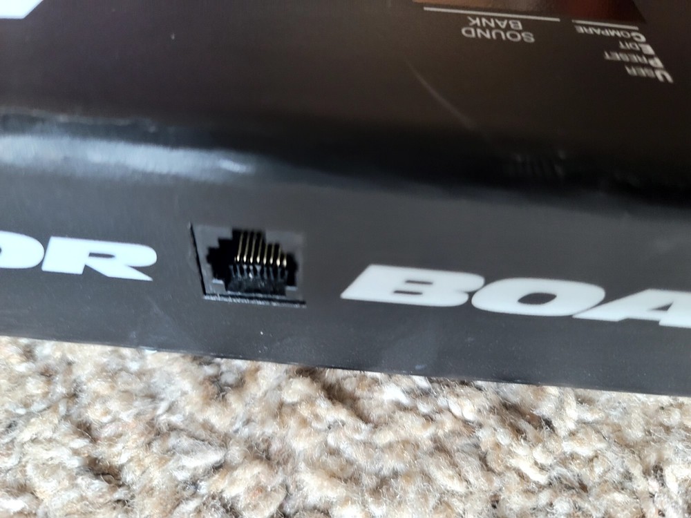 LINE 6 ELECTRIC GUITAR FLOOR BOARD