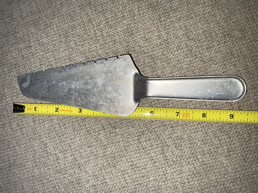 Aluminum PIE CAKE SERVER See Pics Vintage 9.5" Unbranded