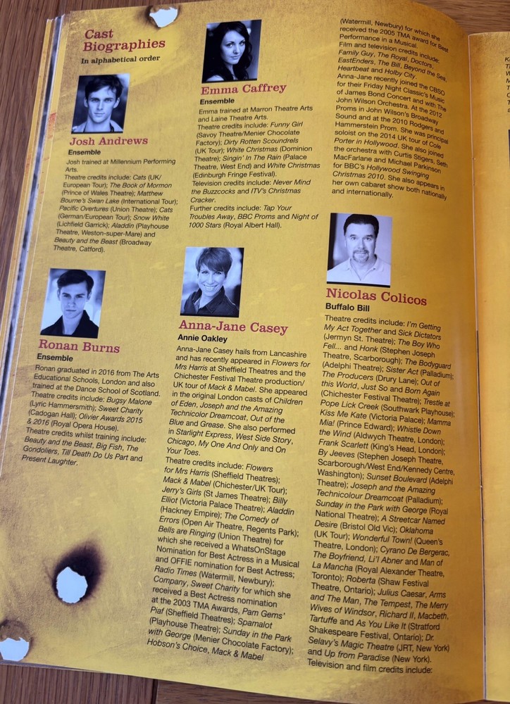 Annie Get Your Gun Crucible Theatre Sheffield Programme Dec 2016