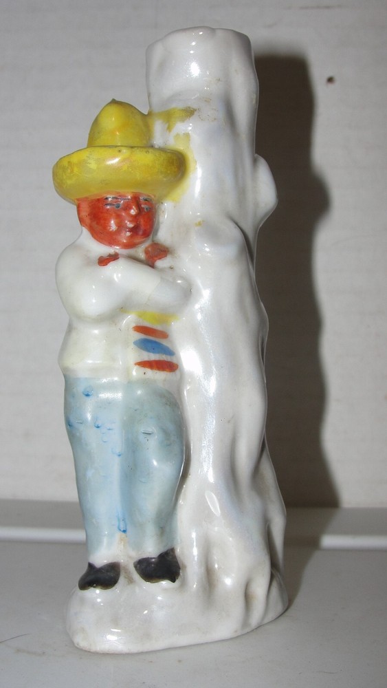 VINTAGE CERAMIC BUD VASE? - SPANISH MAN BY TREE