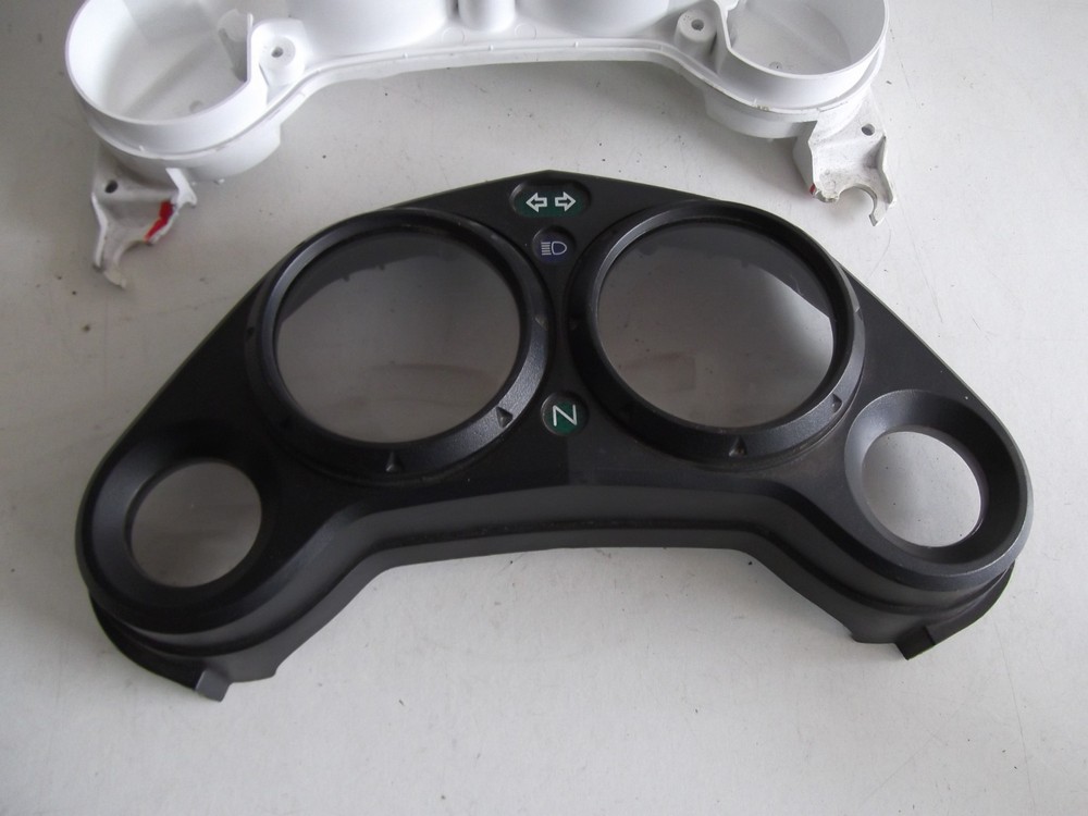 HONDA CBR125 CLOCKS COVER