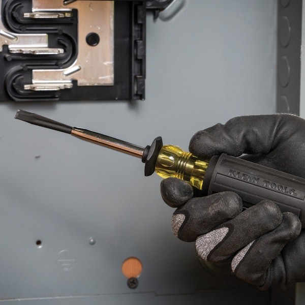 Klein Tools 85153K Screw Holding Screwdriver Set, 2 Pieces