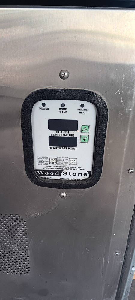 Commercial wood stone pizza oven