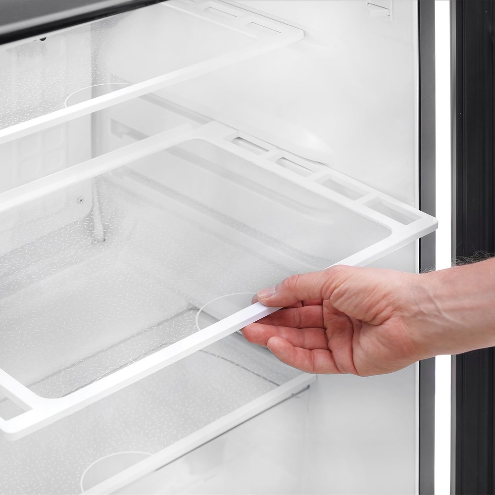 DAR044A4BSLDD 4.4 cu. ft. Compact Fridge in Stainless Steel